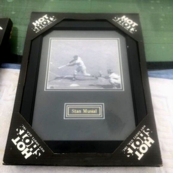 Stan Musial - St Louis Cardinals . Vintage Baseball Picture . Hot Shot - Picture 4 of 4